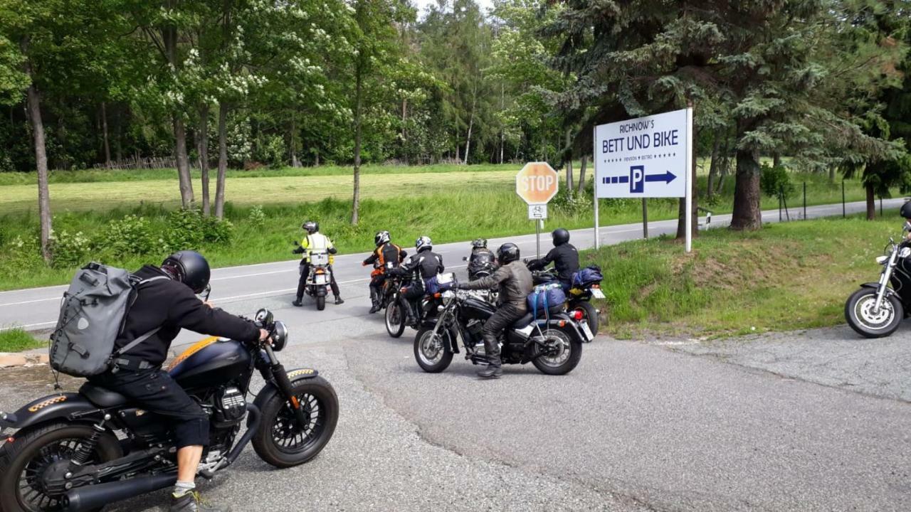 Richnow'S Bett Und Bike Ehem. Landgasthof Hotel Zittau Esterno foto